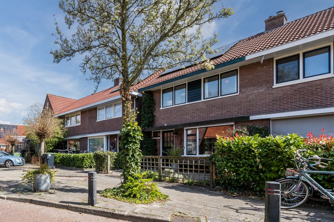Photo 23 of Jan van Galenstraat 20