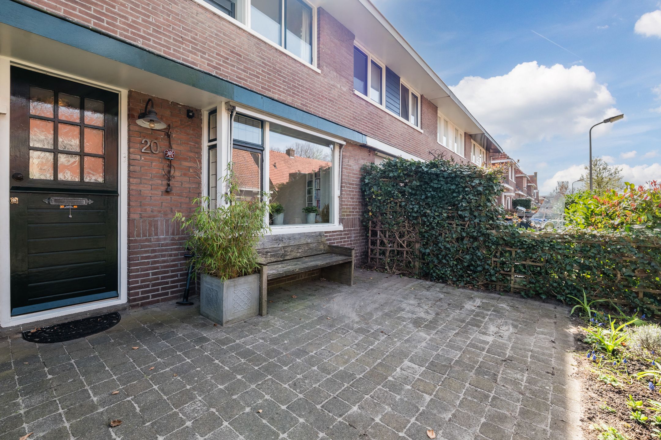 Photo 24 of Jan van Galenstraat 20