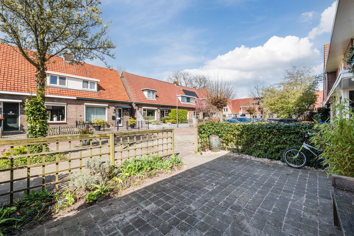 Photo 25 of Jan van Galenstraat 20