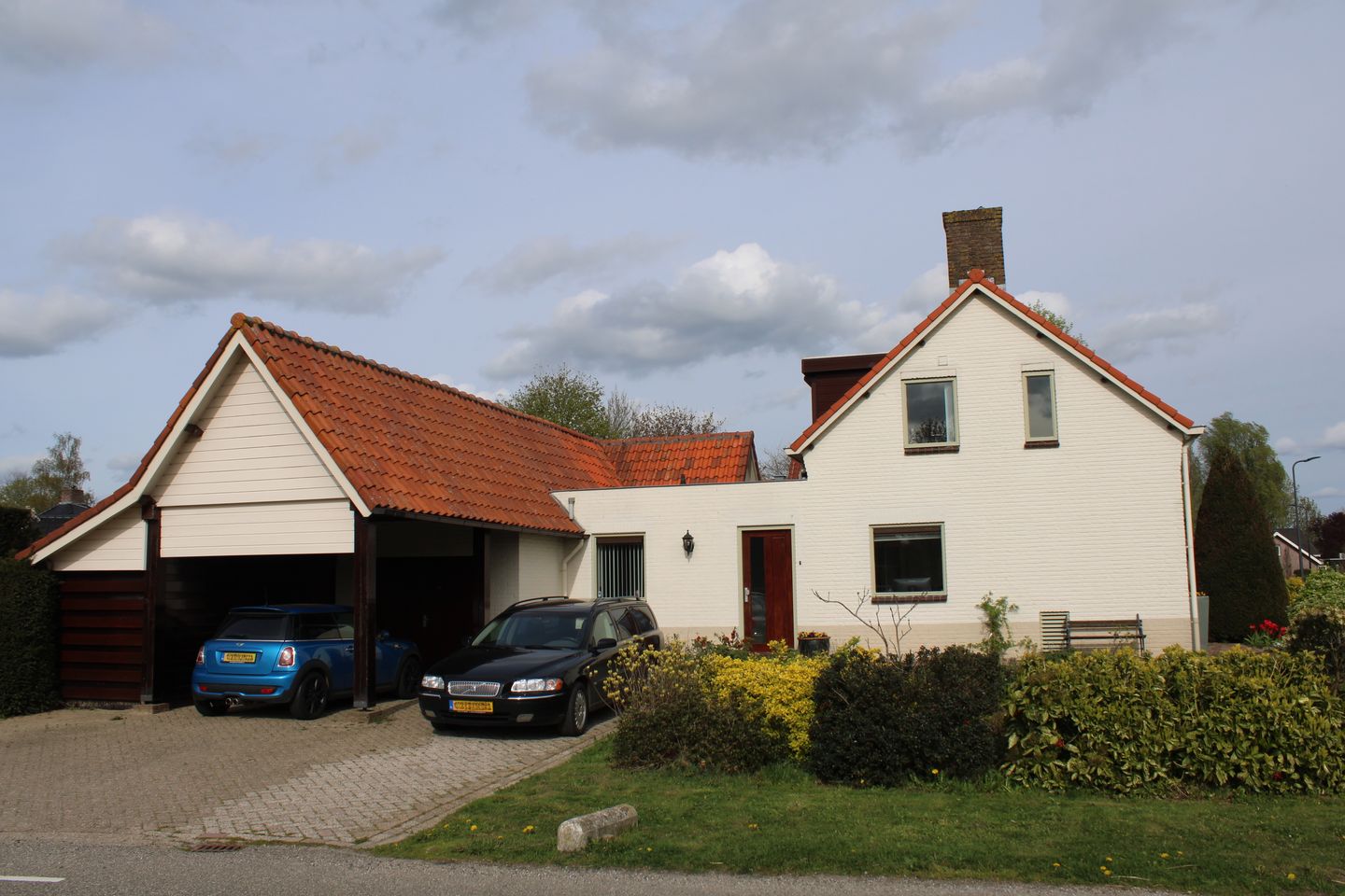 Photo 1 of Gravin Helenastraat 17