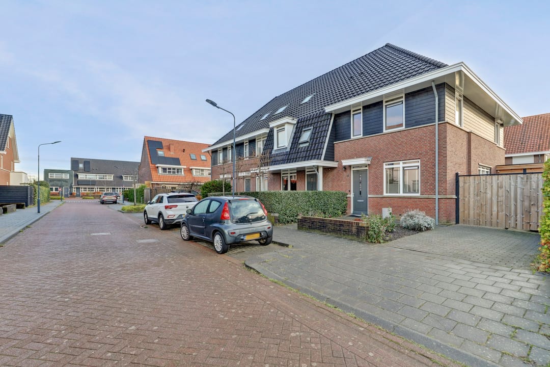 Foto 38 van Elmore Jamesstraat 4