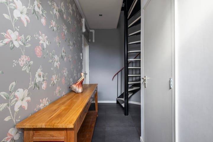 Photo 3 of Oranjelaan 28