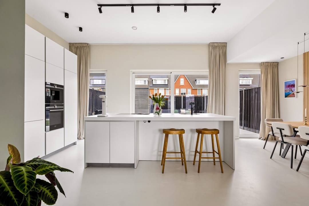 Photo 2 of Erik de Rodestraat 35