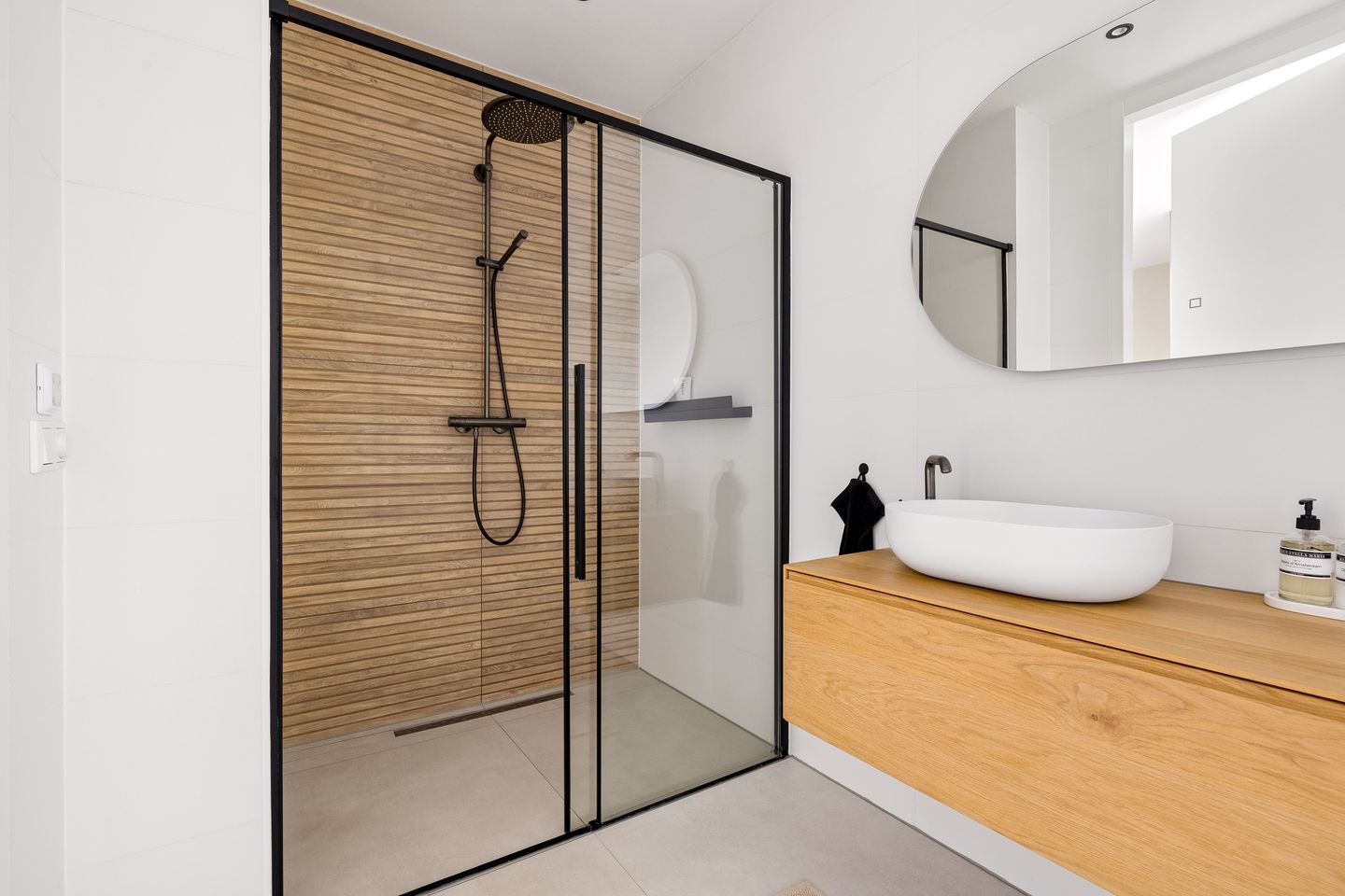 Photo 44 of Erik de Rodestraat 35