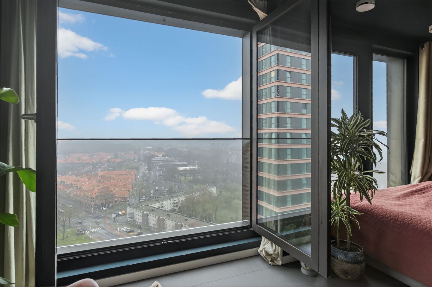 Foto 10 van Badhuiskade 321