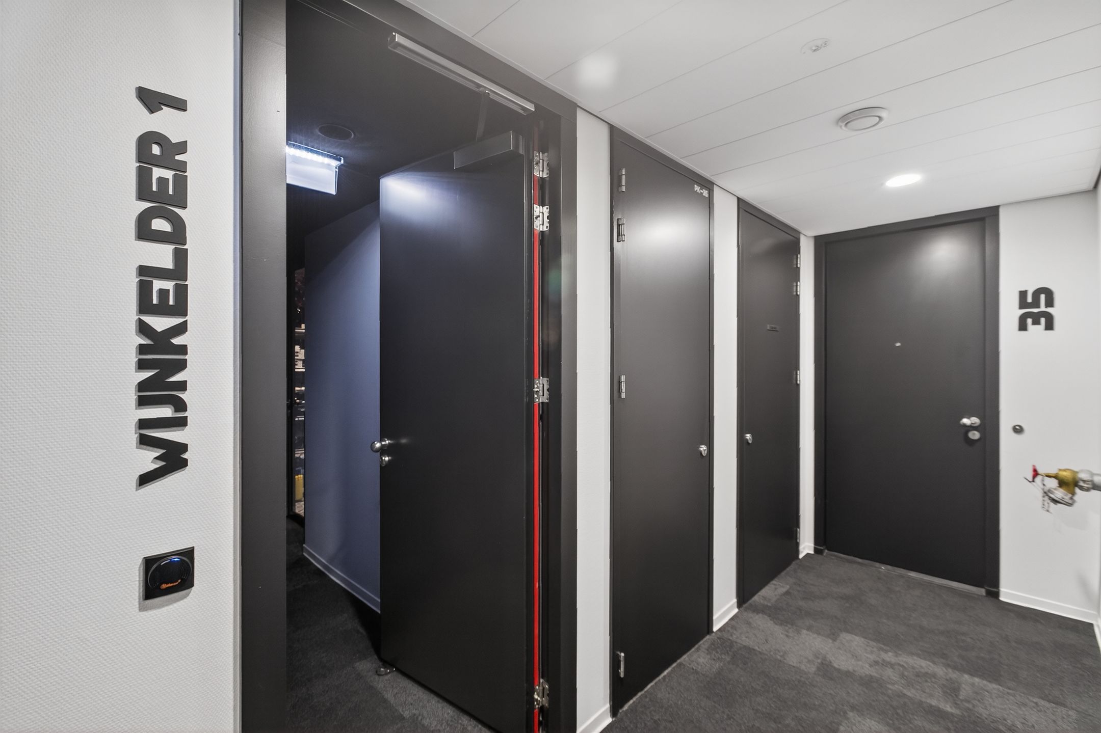 Foto 27 van Badhuiskade 321