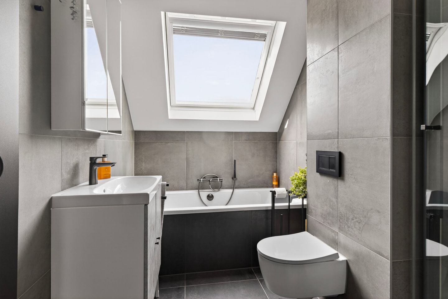 Photo 4 of Ebbenhorst 28