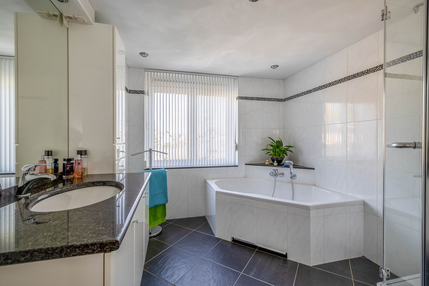 Foto 25 van Lijsterbesstraat 24