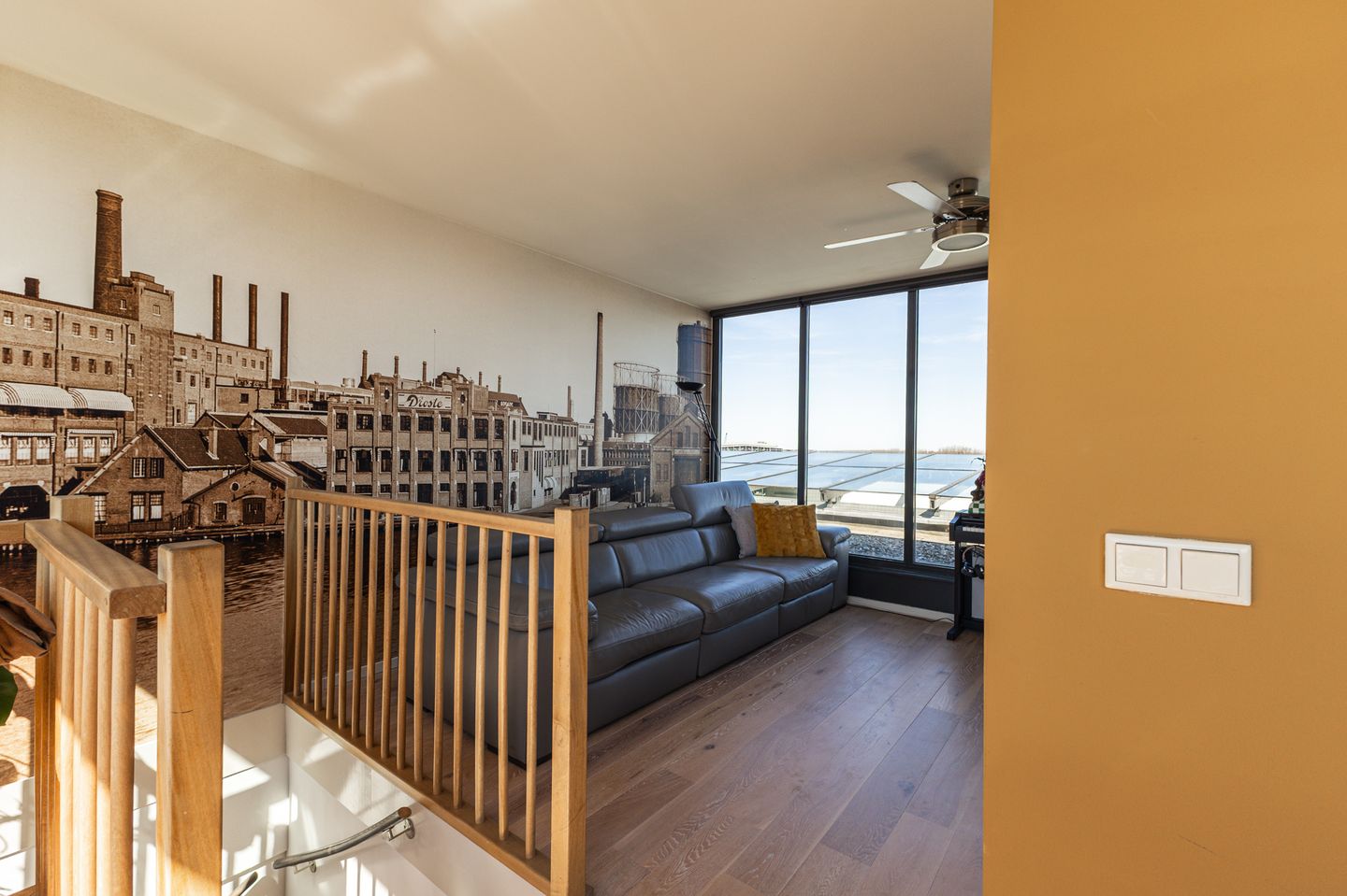 Photo 25 of Max Euweplein 28