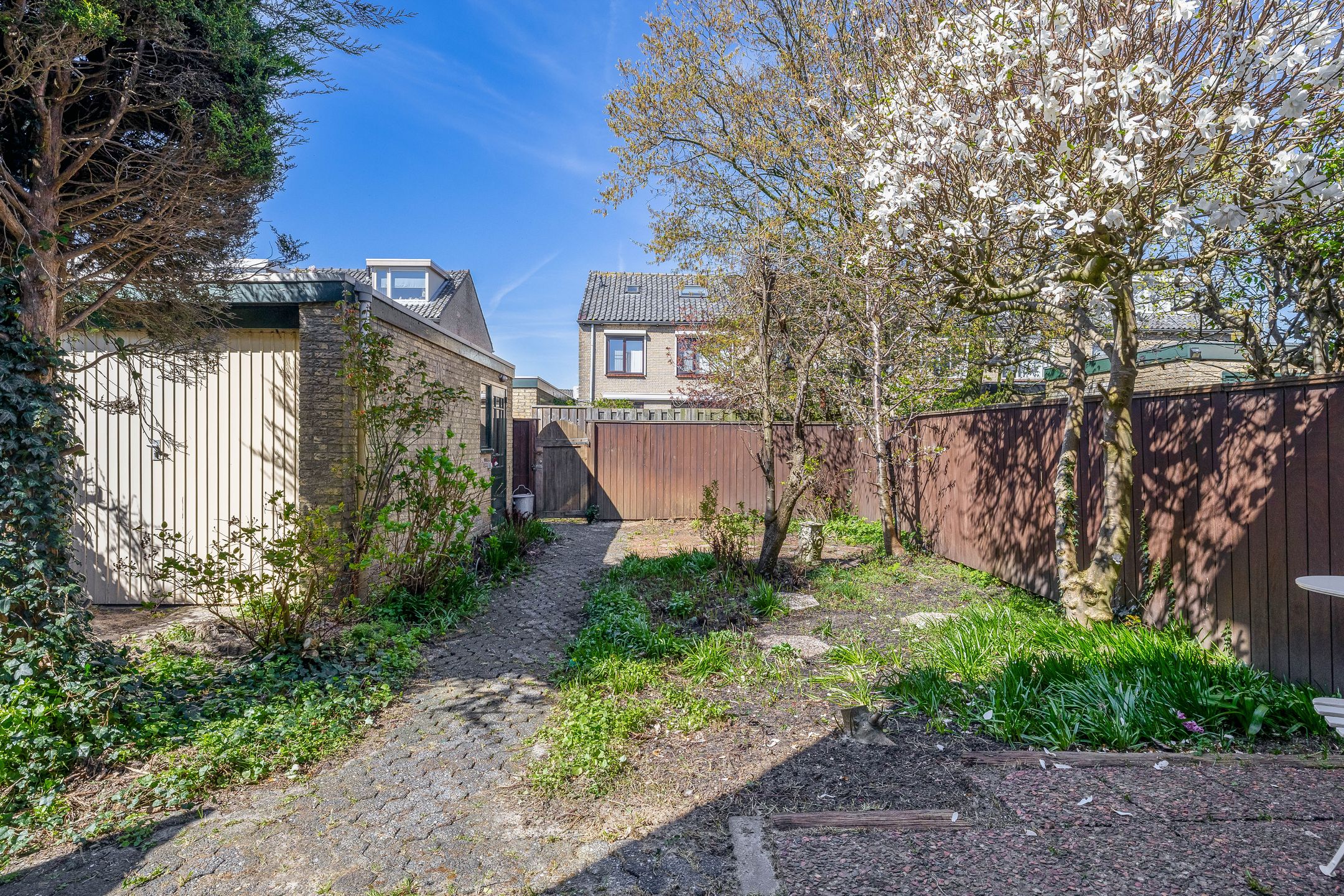 Foto 36 van Brederodestraat 26