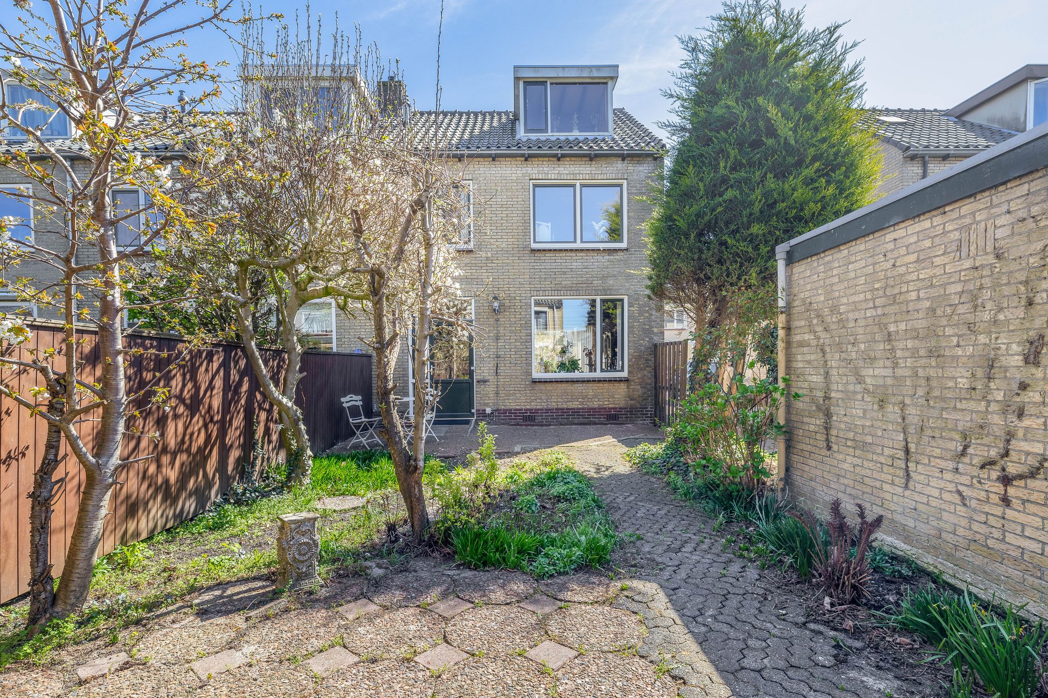 Foto 39 van Brederodestraat 26