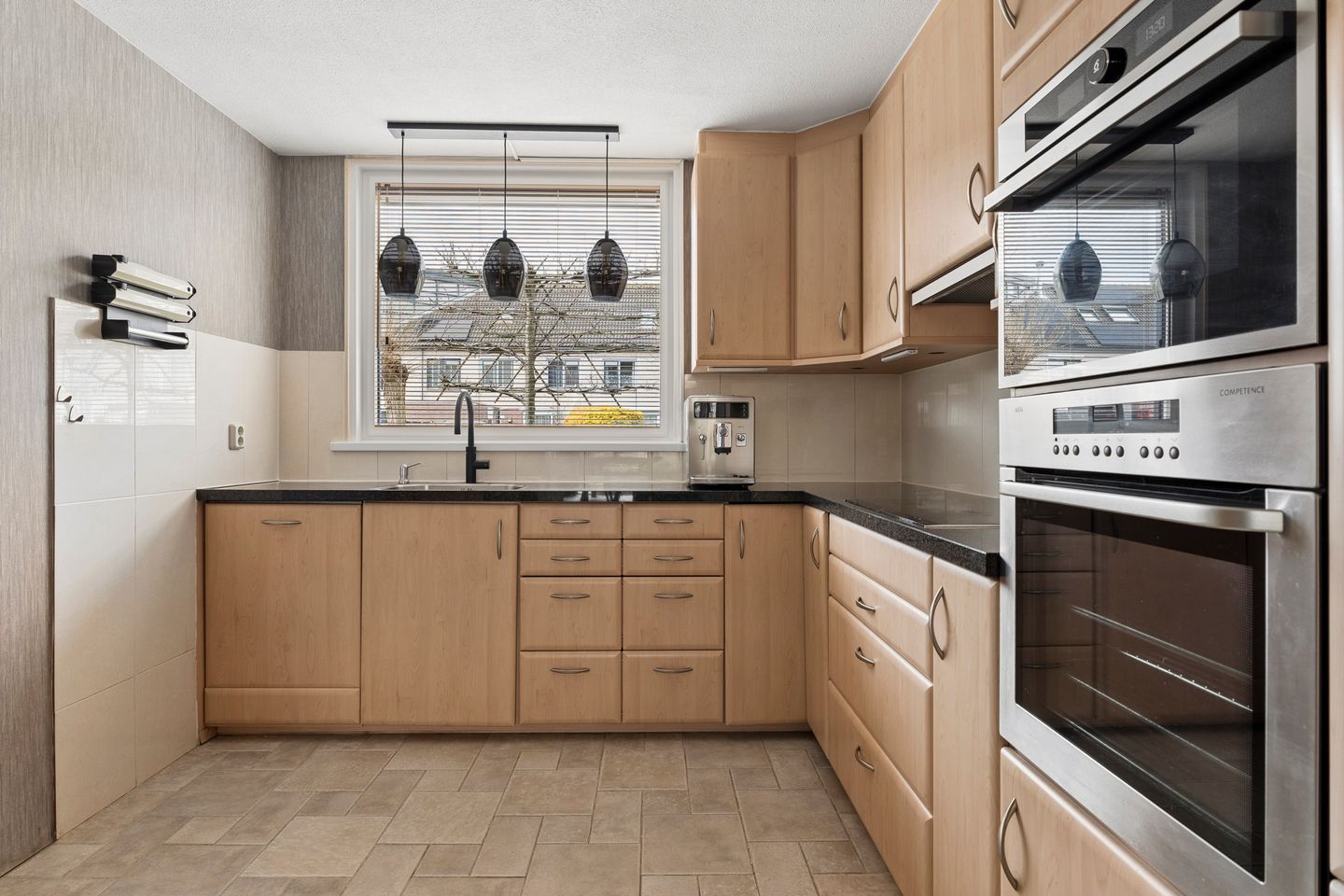 Foto 10 van Nat King Colestraat 23