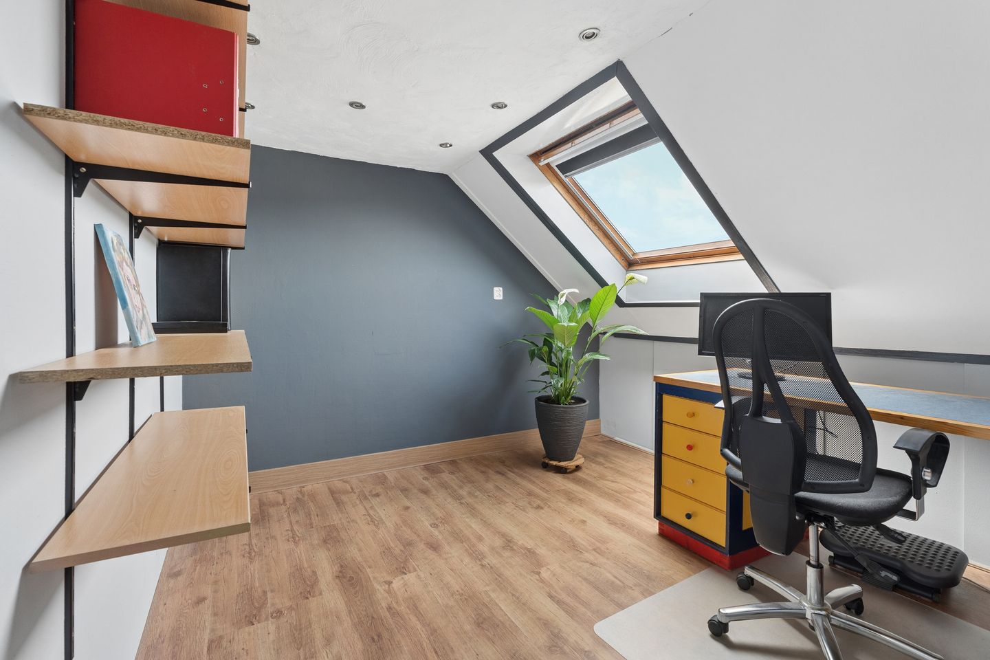 Foto 25 van Nat King Colestraat 23