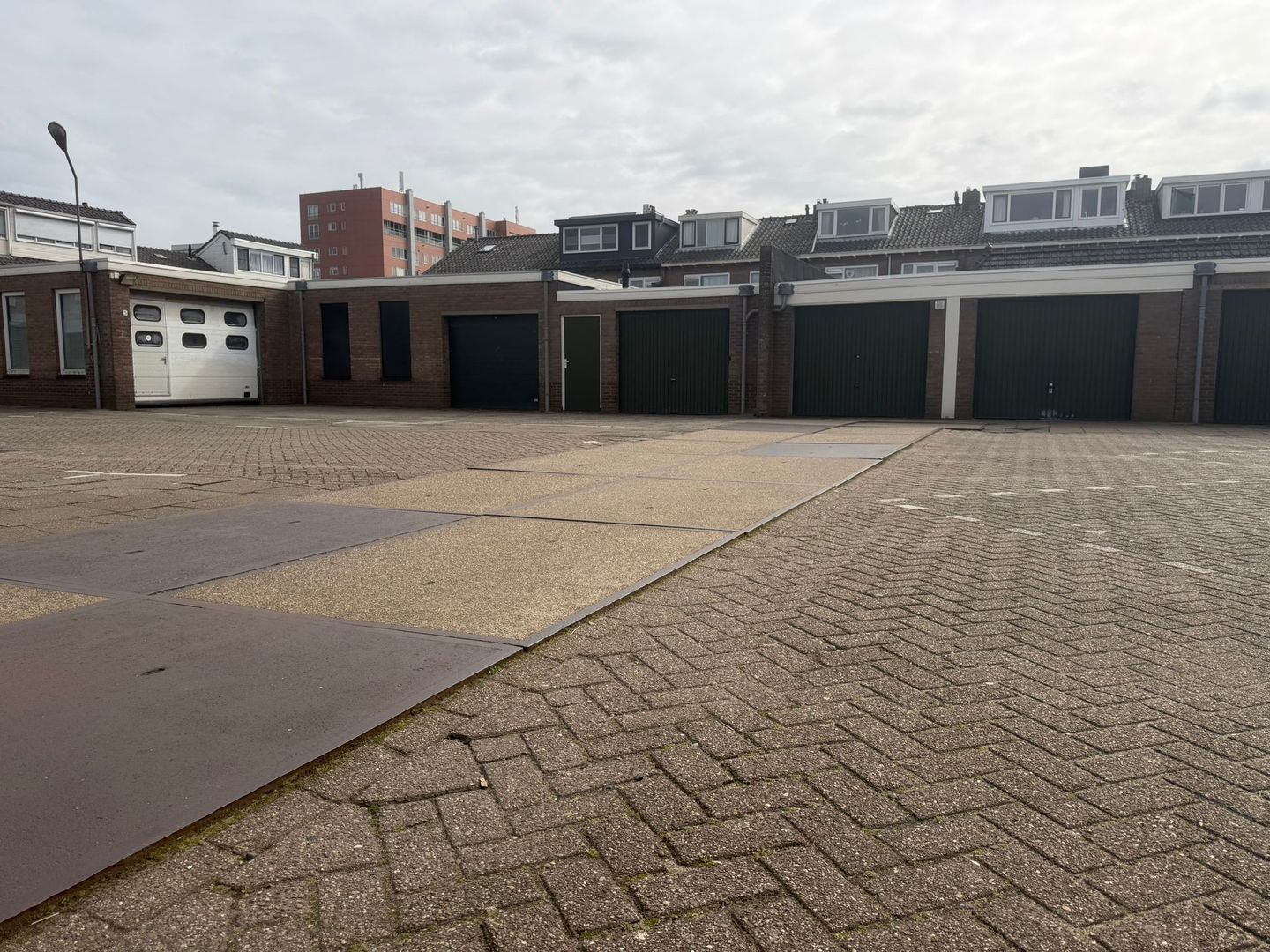 Foto 4 van Van Nesstraat 25