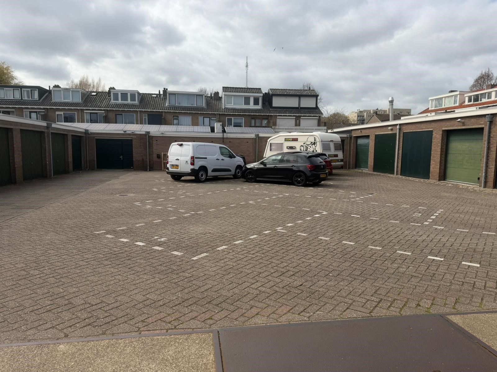 Foto 3 van Van Nesstraat 25