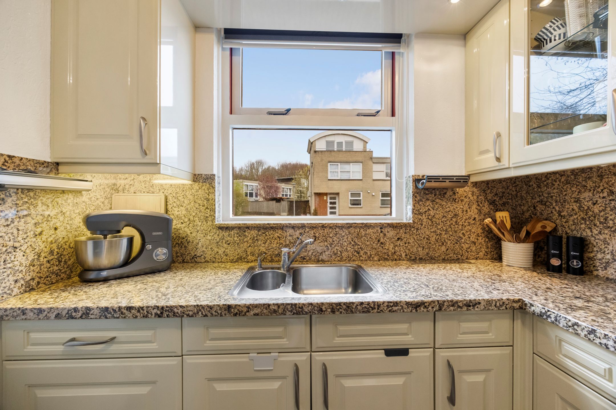 Foto 12 van Mr. Gerbrandypark 36