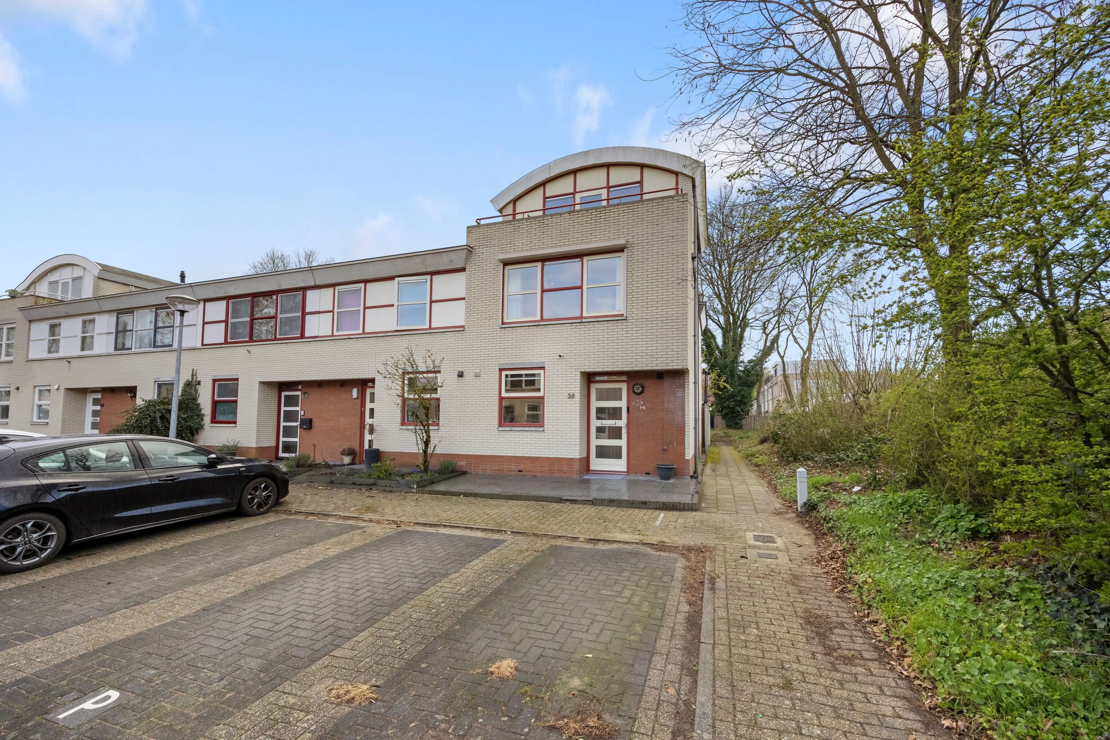 Foto 42 van Mr. Gerbrandypark 36