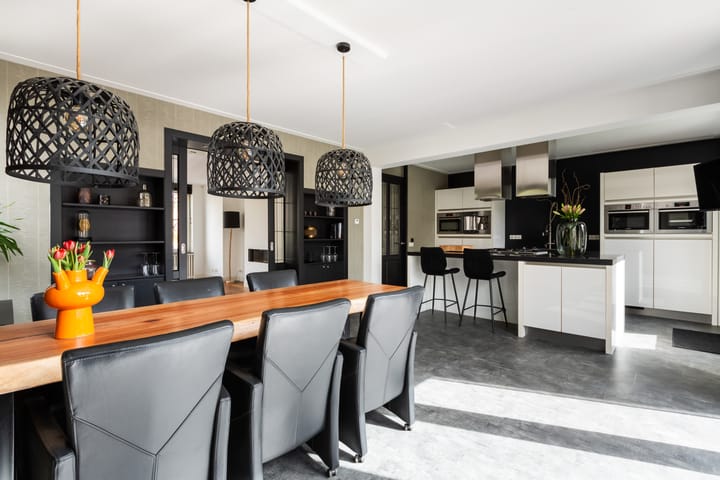 Foto 2 van Gelderse Roos 109