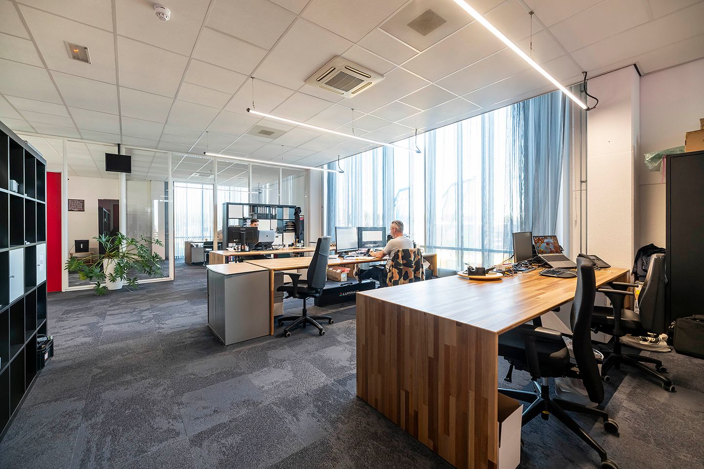 View photo 5 of Argon 27-f