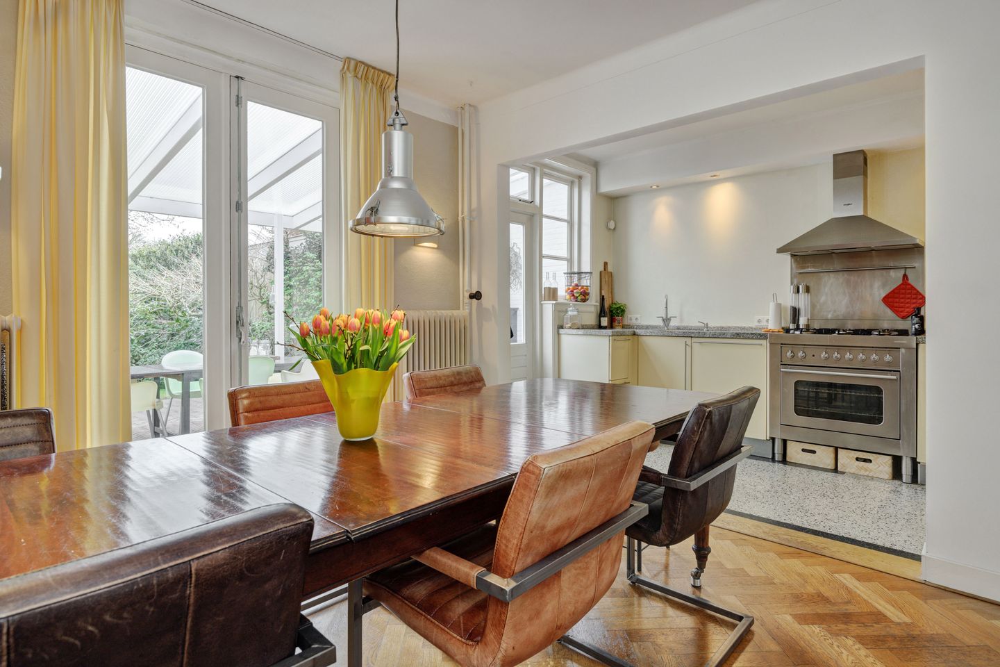 Foto 10 van Teugenaarsstraat 14