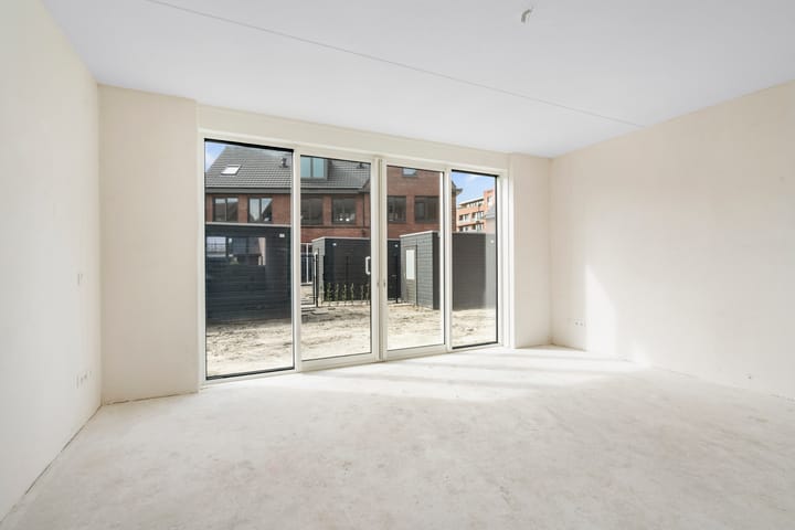 Photo 3 of Zeemanlaan 34-D