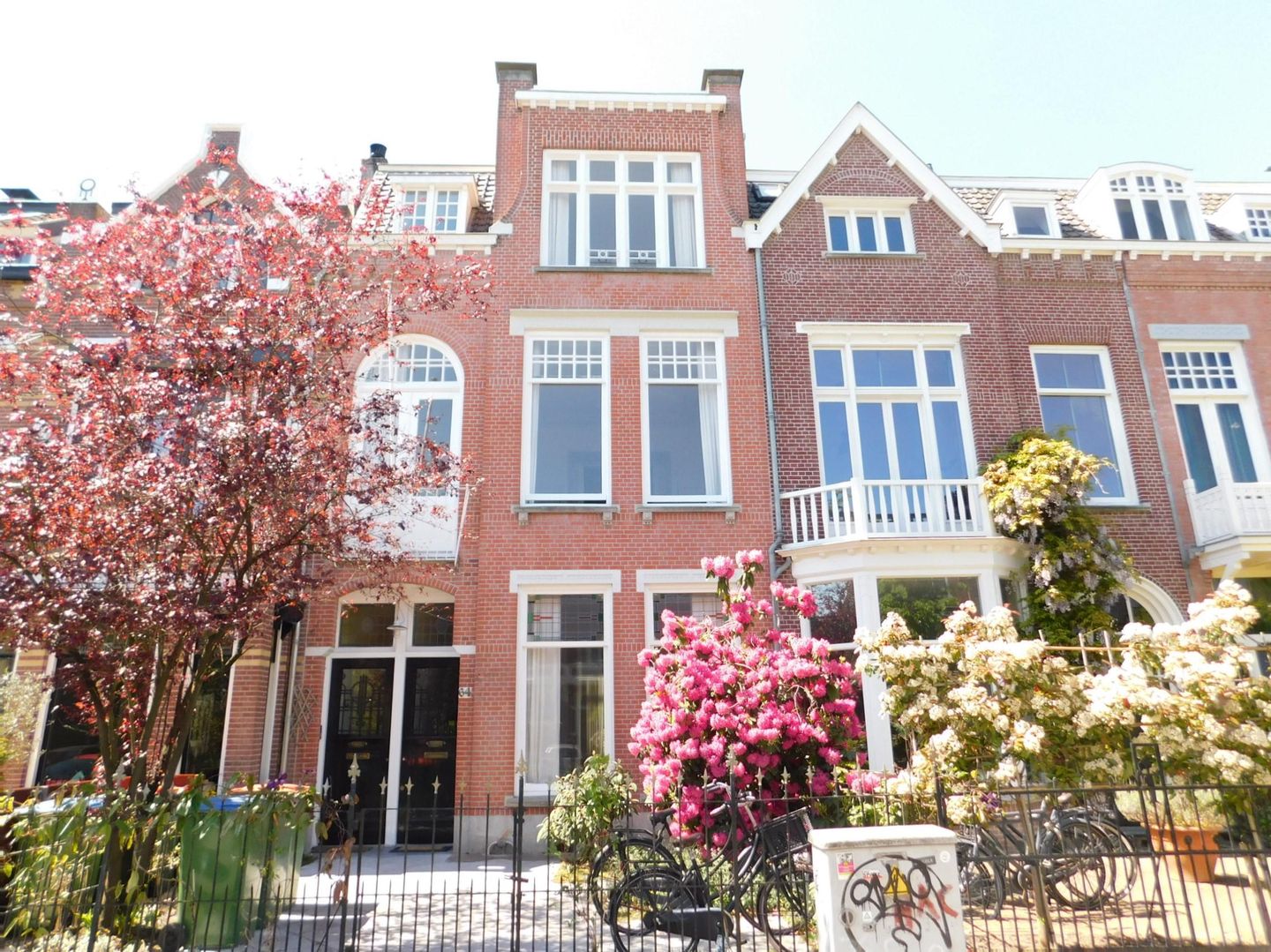 Foto 1 van Baronielaan 64