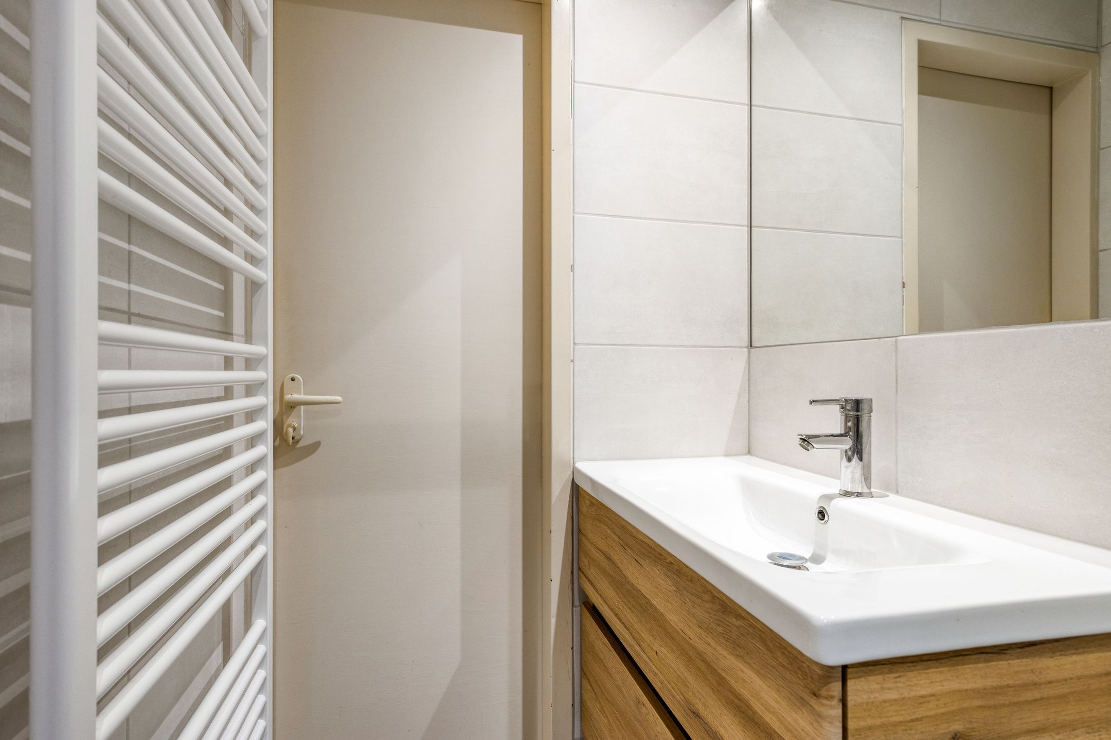 Photo 27 of Johannes Vermeerstraat 17