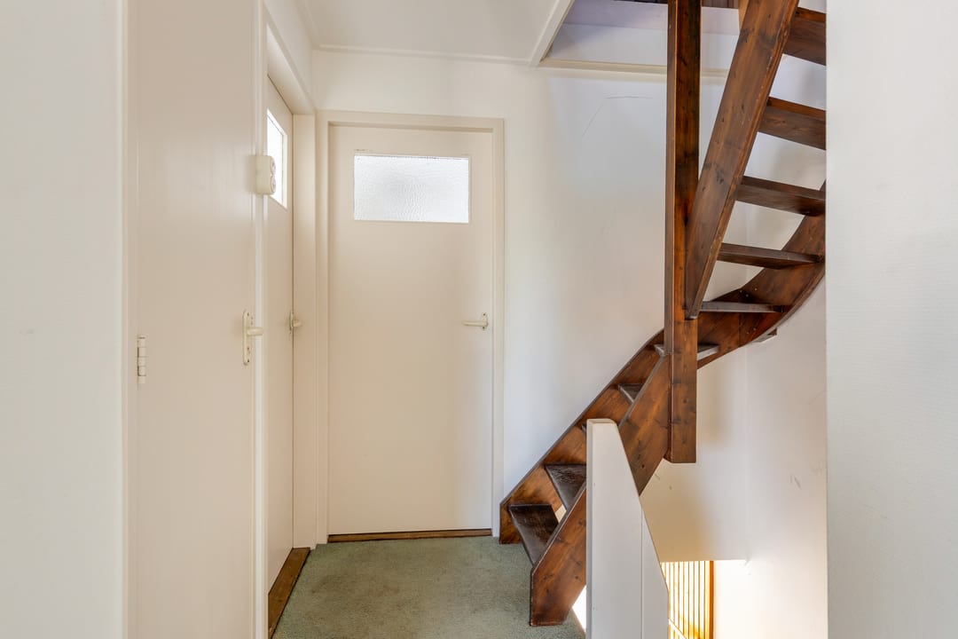 Photo 28 of Johannes Vermeerstraat 17