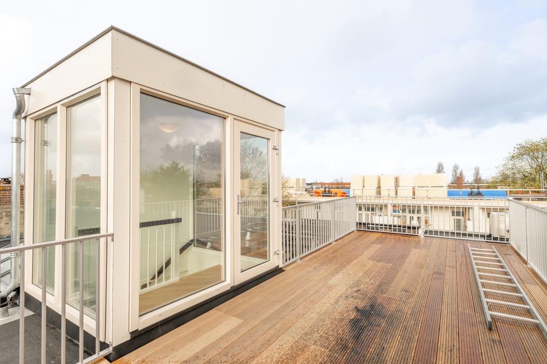 Photo 2 of Van Spilbergenstraat 38-3