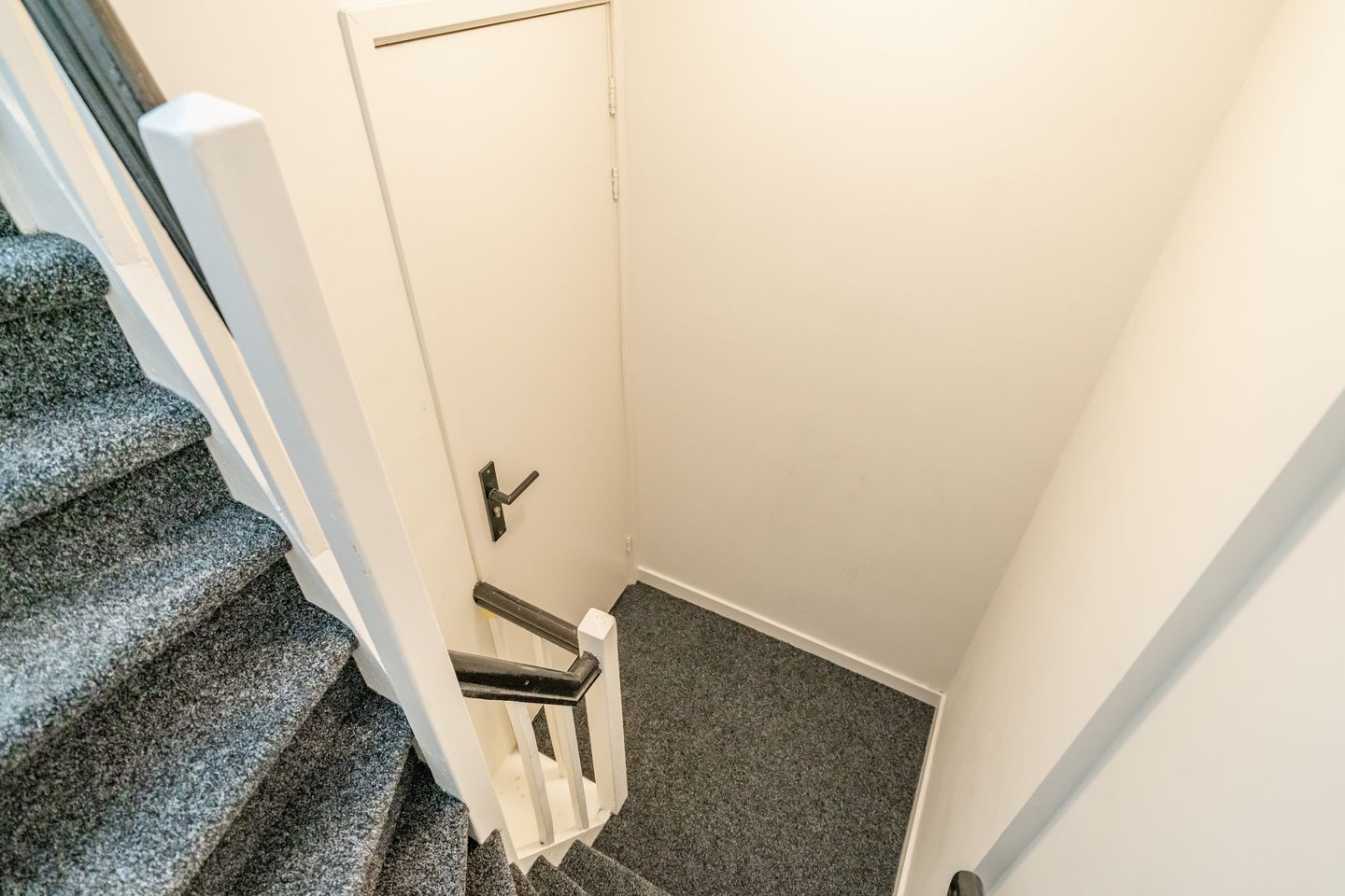 Photo 4 of Van Spilbergenstraat 38-3