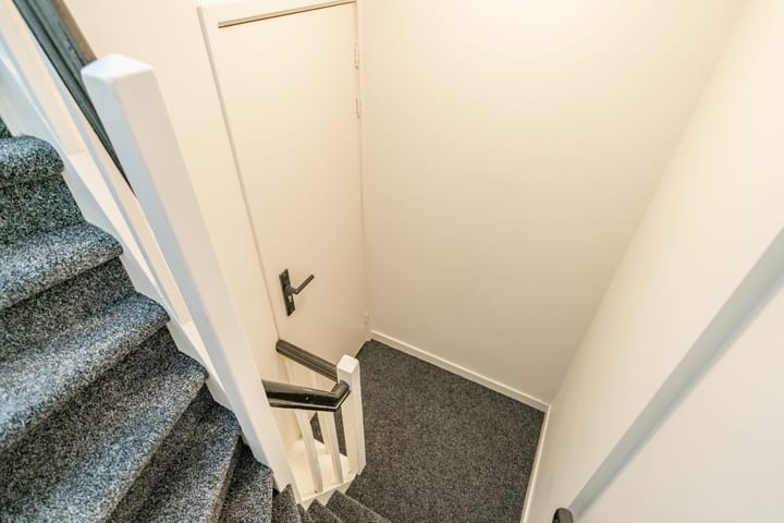 Photo 4 of Van Spilbergenstraat 38-3