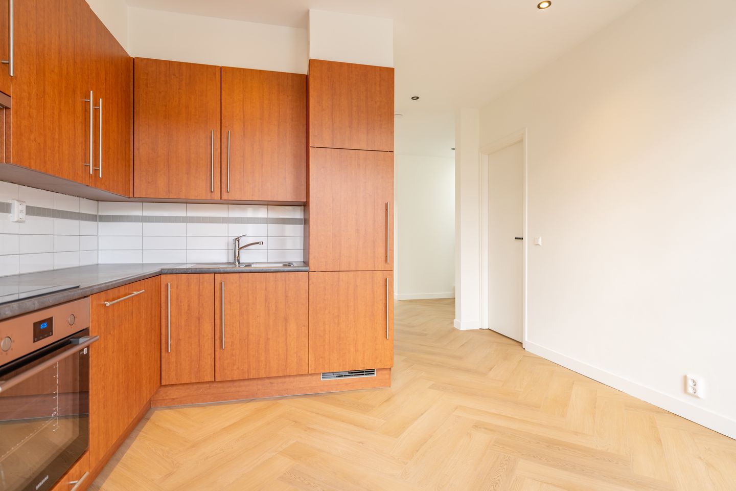 Photo 14 of Van Spilbergenstraat 38-3