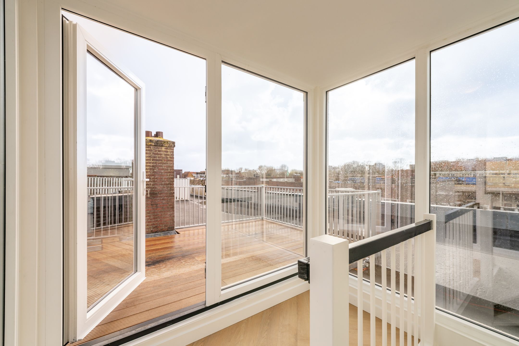 Photo 24 of Van Spilbergenstraat 38-3