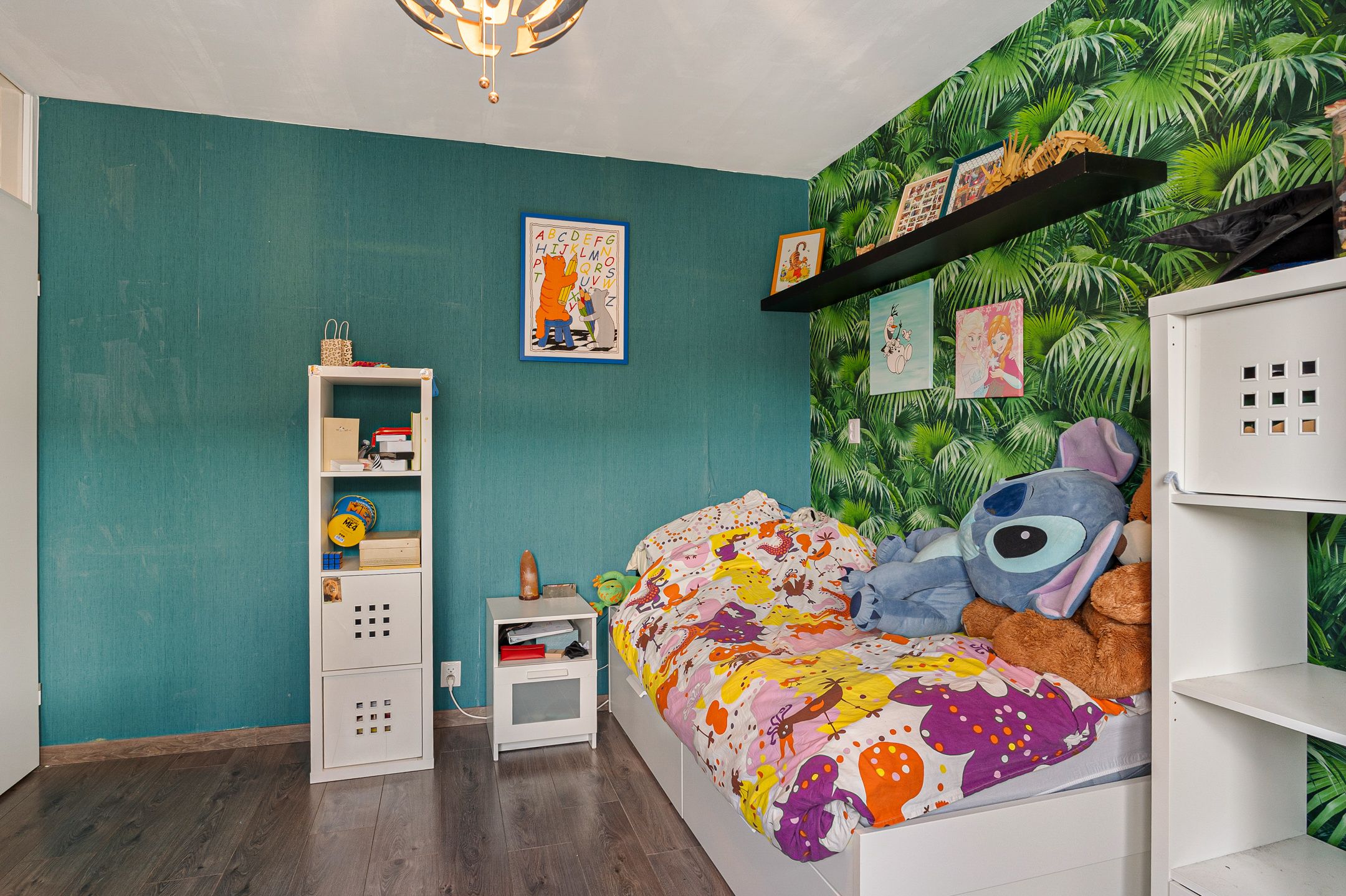 Photo 33 of Roomwit 22