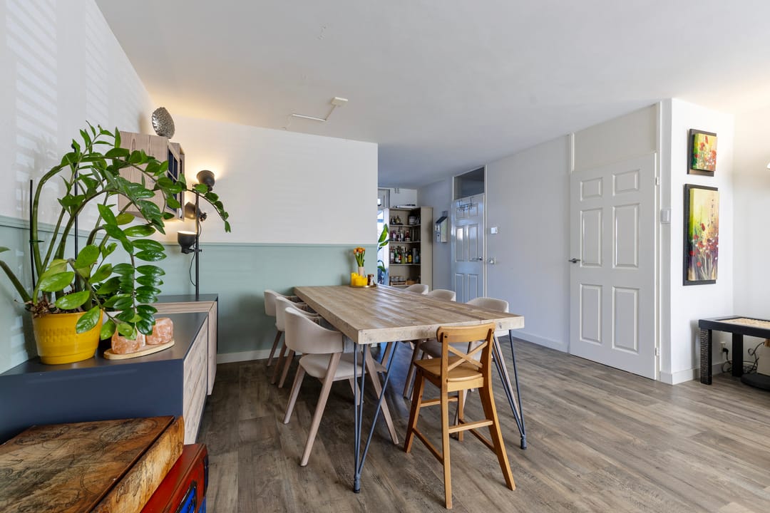 Foto 2 van Gelaarsde Kat 34