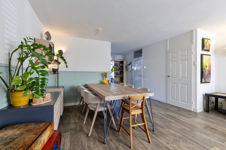 Foto 2 van Gelaarsde Kat 34