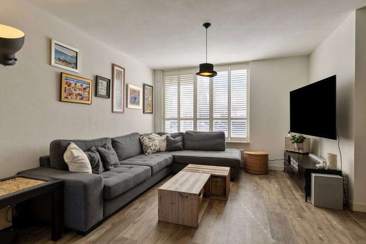 Foto 3 van Gelaarsde Kat 34