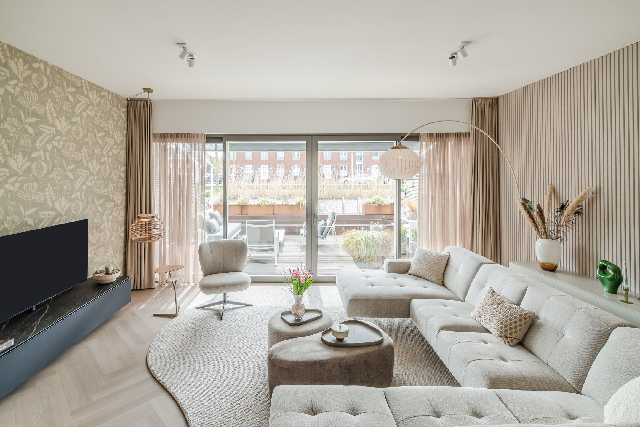 Foto 30 van Paul Burkhardplantsoen 14