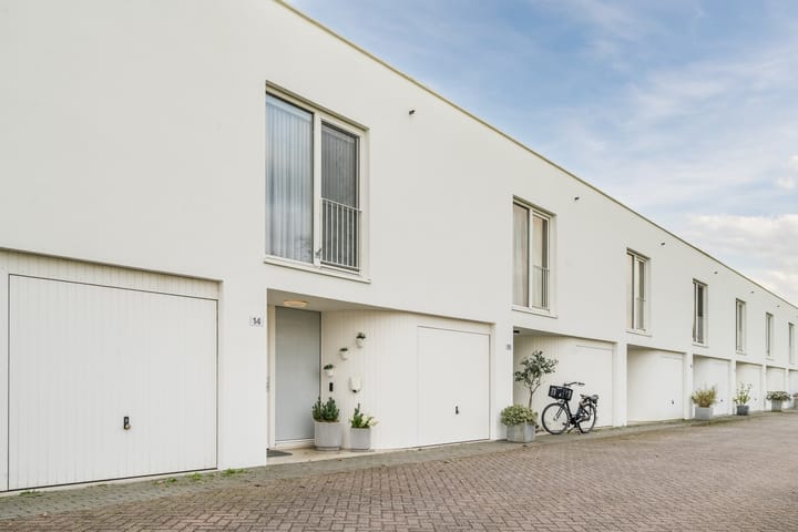 Photo 4 of Paul Burkhardplantsoen 14