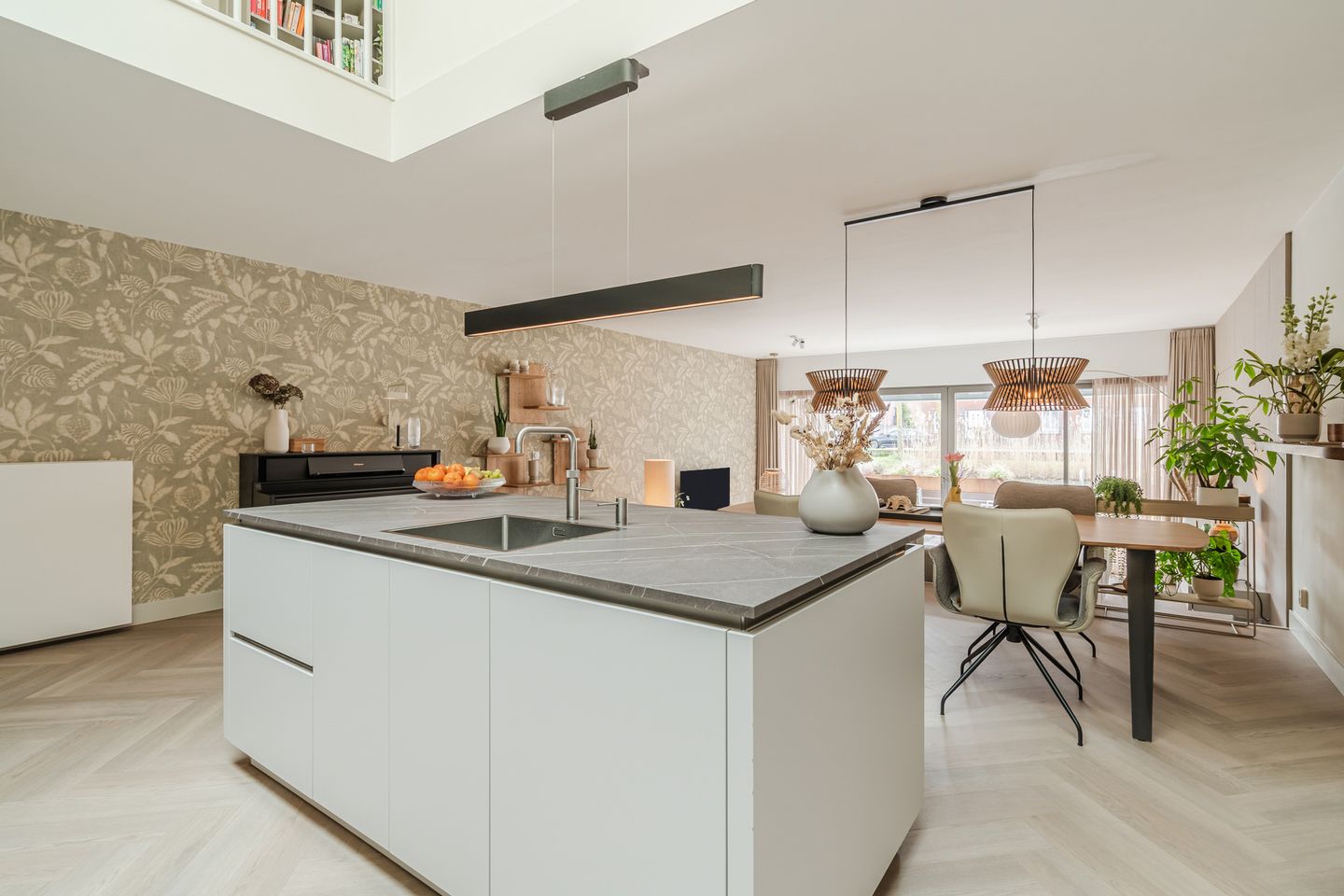 Foto 34 van Paul Burkhardplantsoen 14