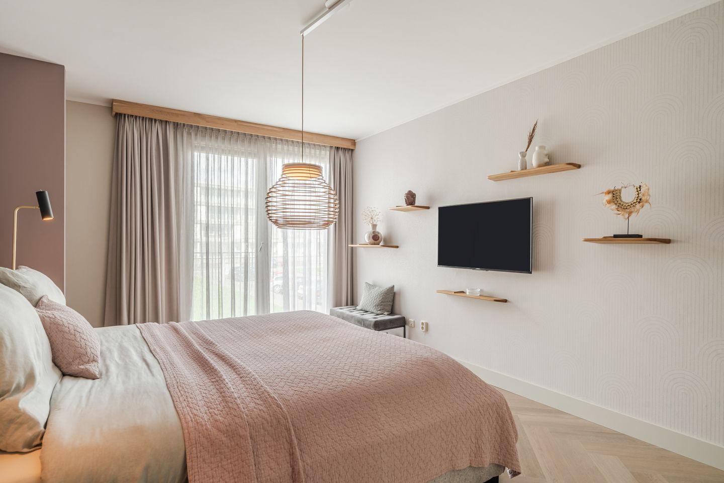 Foto 50 van Paul Burkhardplantsoen 14