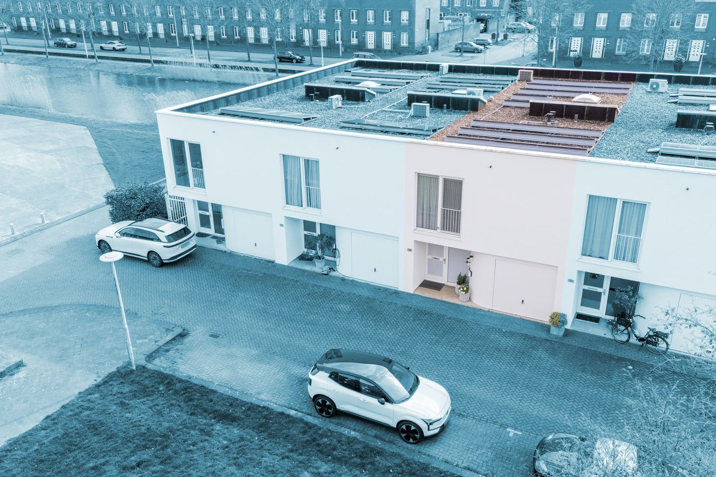 Foto 74 van Paul Burkhardplantsoen 14