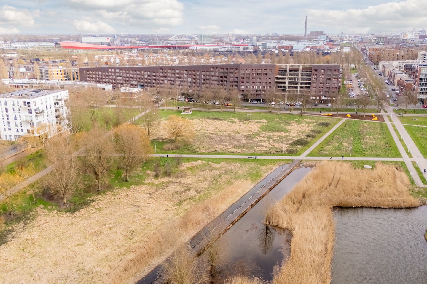 Foto 85 van Paul Burkhardplantsoen 14