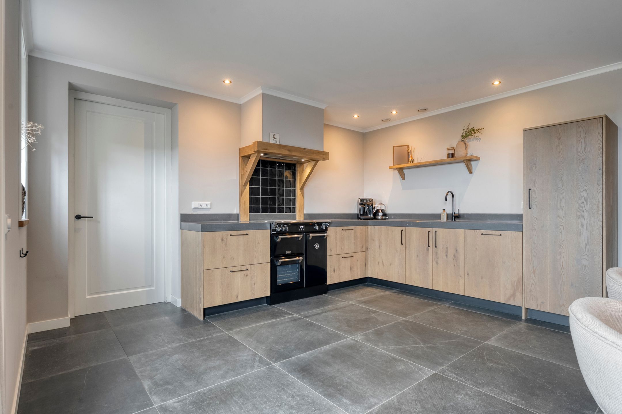 Photo 12 of Westerweg 8-H