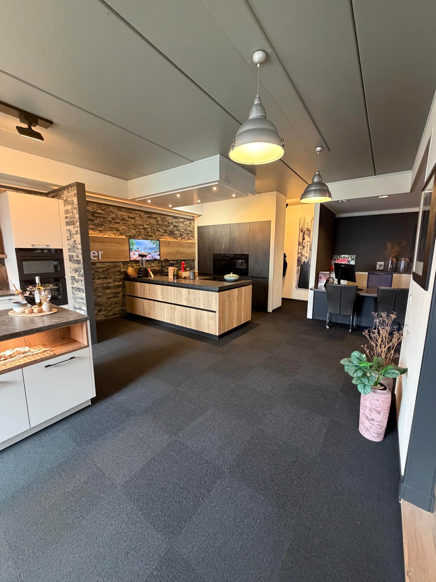 Bekijk foto 3 van Prisma 100