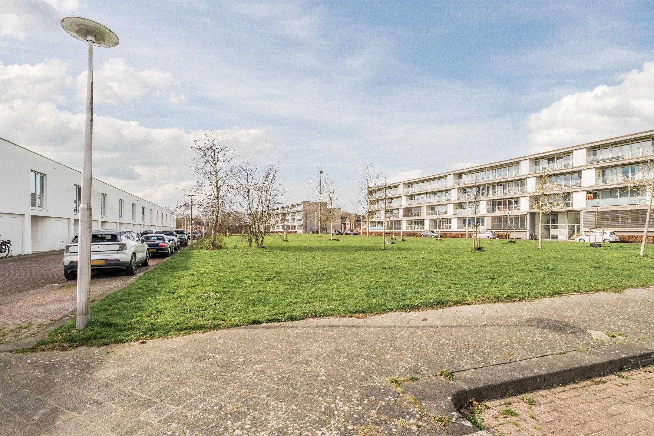 Foto 81 van Paul Burkhardplantsoen 14