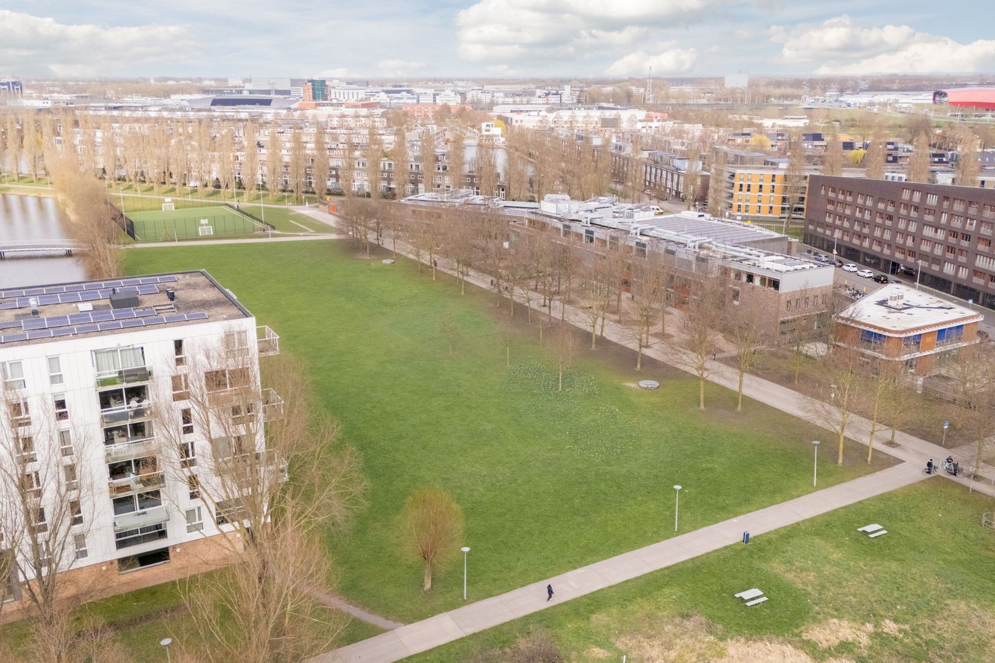 Foto 80 van Paul Burkhardplantsoen 14