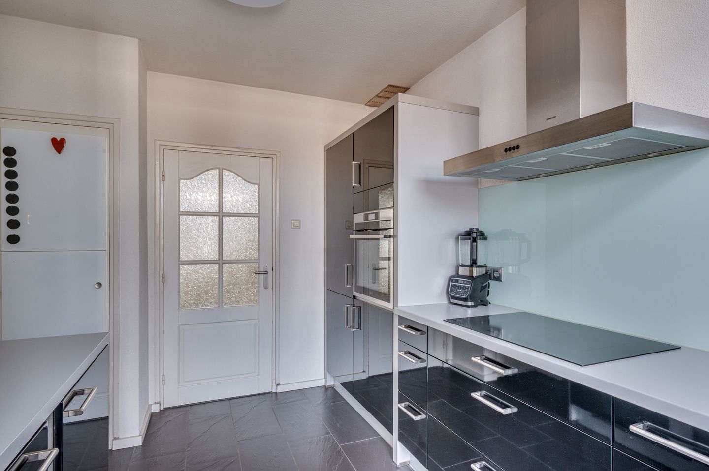 Photo 20 of Burg Cremersstraat 10