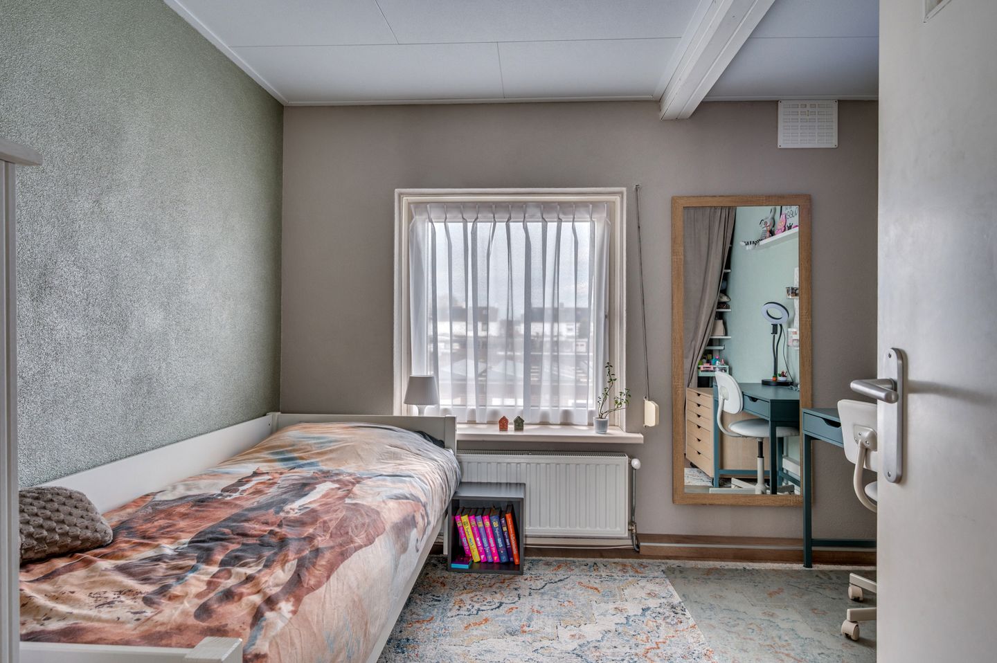 Photo 29 of Burg Cremersstraat 10