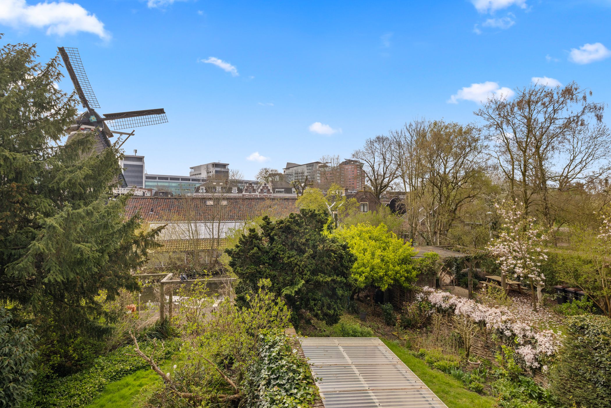 Foto 36 van Van Riebeeckstraat 18-BS